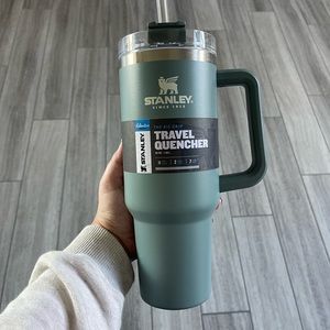 Stanley 40oz quencher